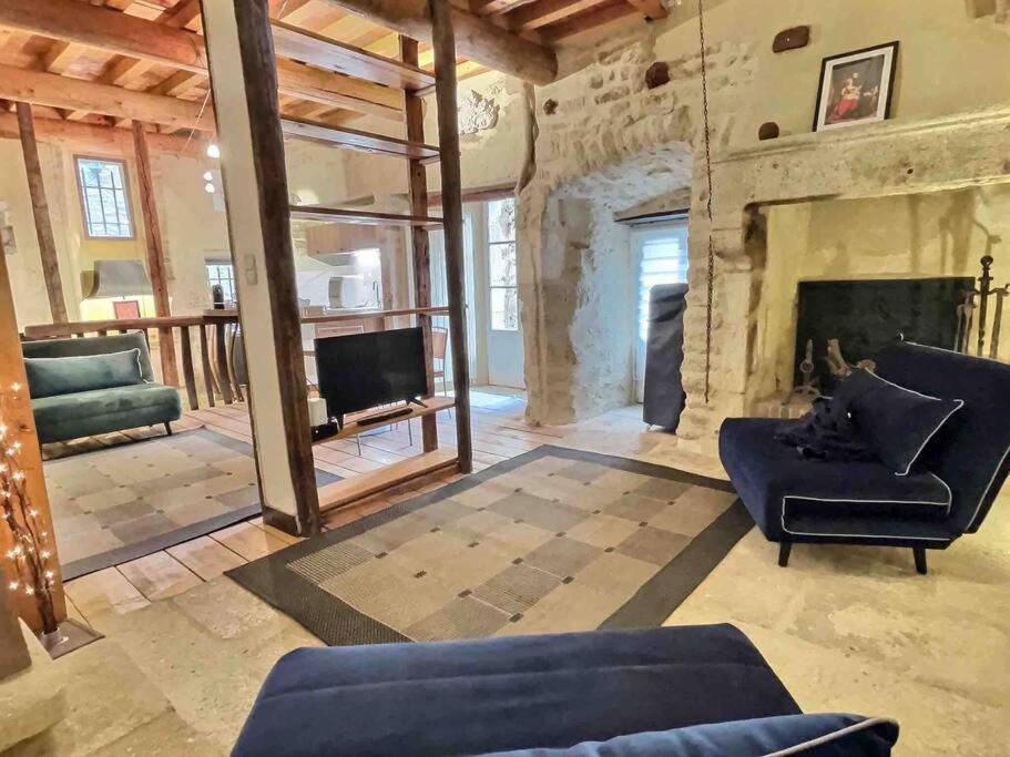 Chez Lydia - Loft Cosy, Depart Canoe A Pied, Proche Pont-Du-Gard Et Uzes Remoulins Bagian luar foto